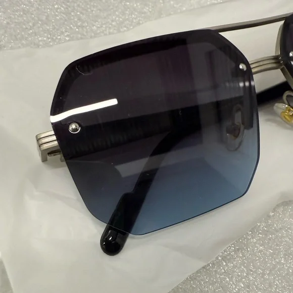 NWOT Modern Black/Blue and Silver Sunglasses - Picture 4 of 7